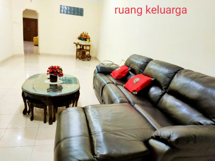 Rumah Dijual di Cluster Meadow Green Lippo Cikarang